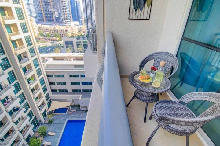 Дубай: Durrani Homes - Luxurious Studio near Dubai Mall with pool view