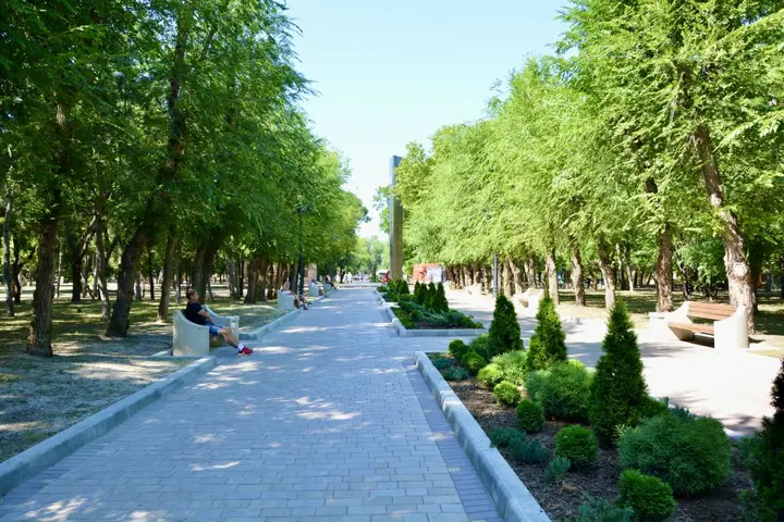 Феодосия: Квартира у Моря и Парка DeWoltievy