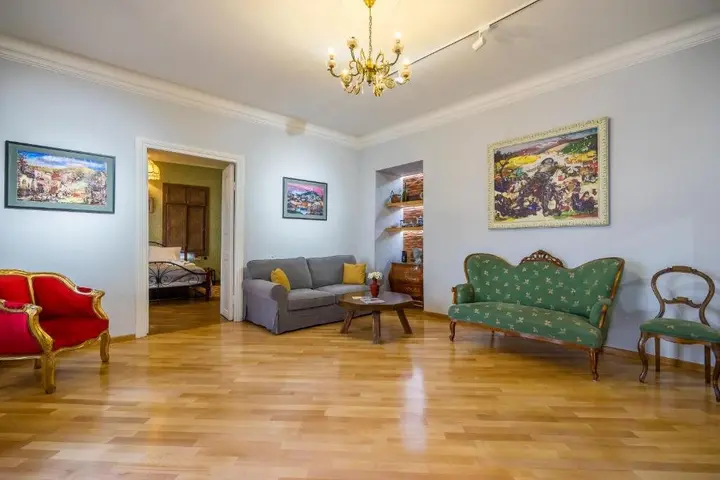 Тбилиси: Gallery Apartment