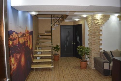Ахалцихе: Millennium Rabati