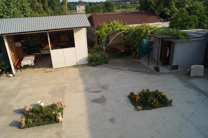 Алахадзи: Private sector