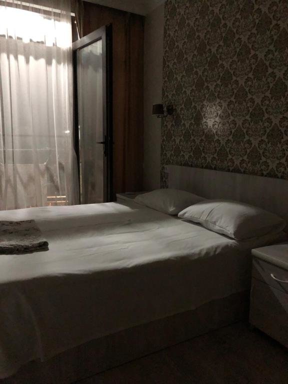 Чакви: PAPILLON