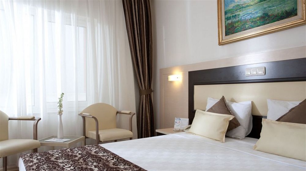 Афьон-Карахисар: Oruçoğlu Termal Otel