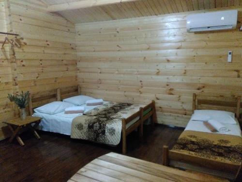 Новый Афон: Mesto pod Solntsem