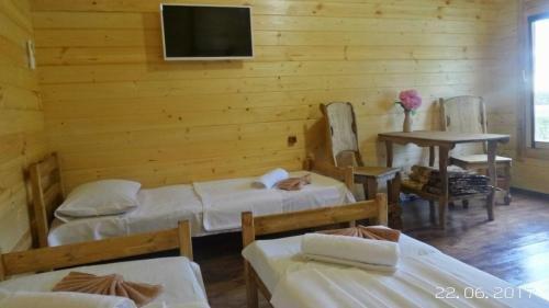 Новый Афон: Mesto pod Solntsem