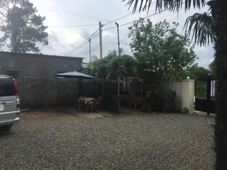 Уреки: Saba Guest House