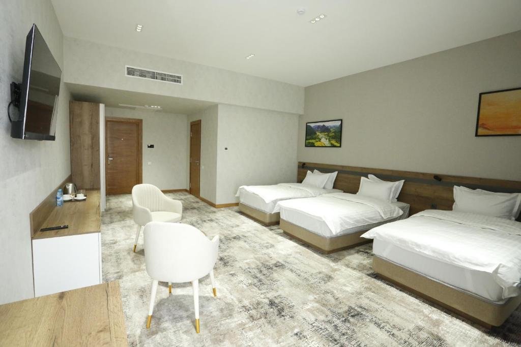 Андижан: Premier Hotel (Премьер)