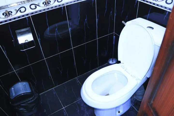 Андижан: O'zbek Hotel