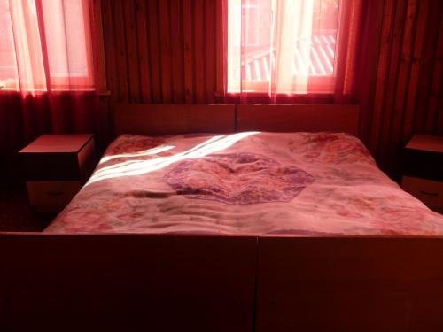 Дарчели: Mak`s House