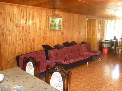 Дарчели: Mak`s House