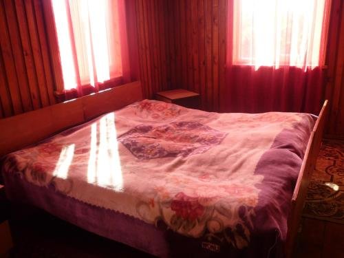 Дарчели: Mak`s House