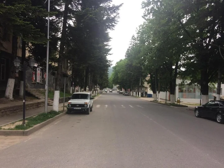 Амбролаури: Villa PorTina