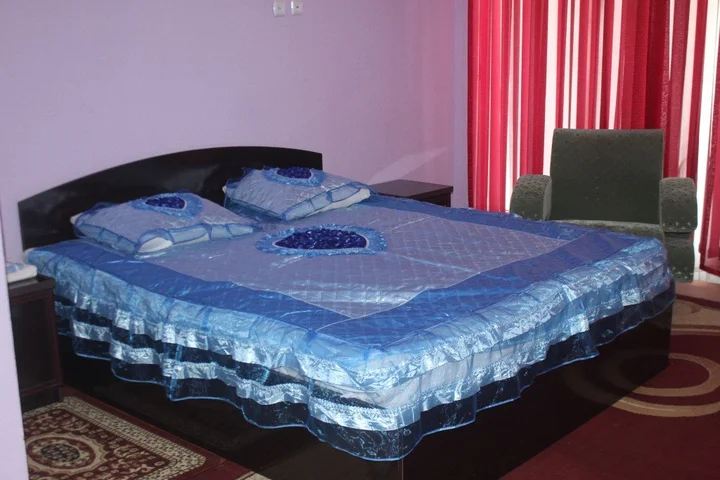 Карши: Yetuk Kelajak Hotel