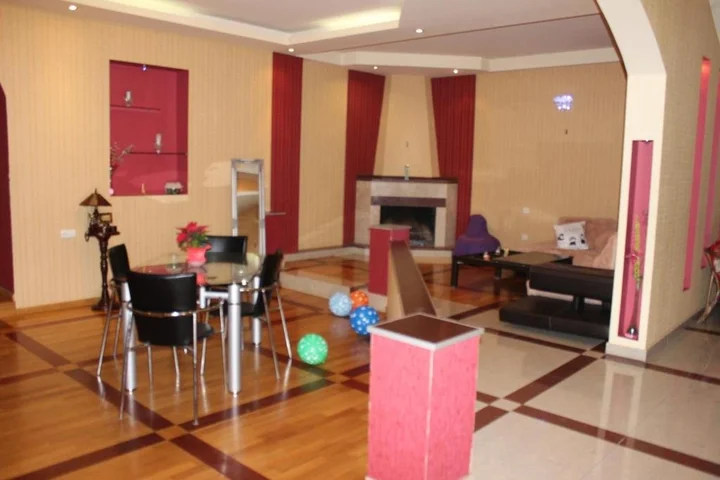 Тбилиси: Villa in Bagebi