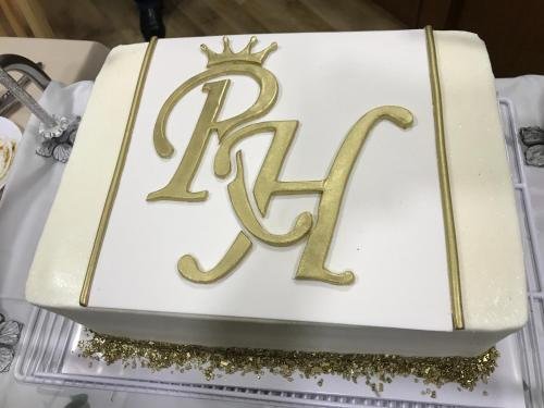 Гори: Royal House