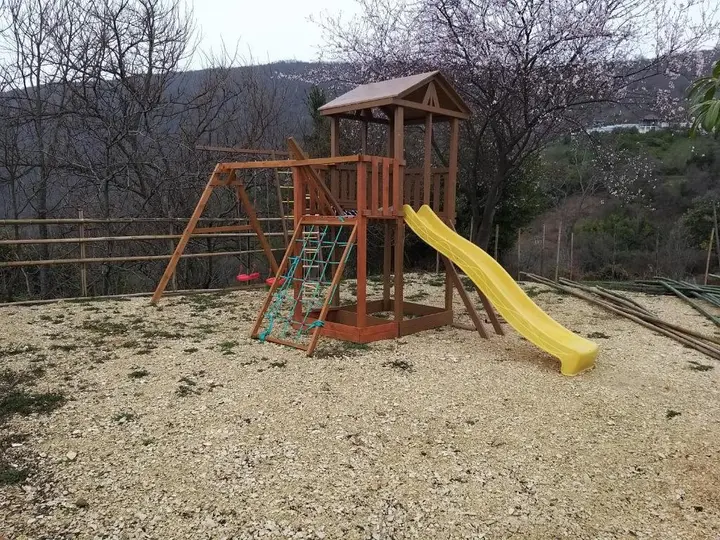 Новый Афон: У Гранта.