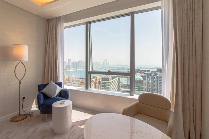Дубай: Апартаменты The Prive Hospitality Palm Tower 522/122