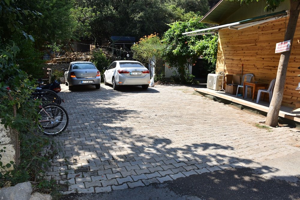 Чиралы: Village Garden Pansiyon