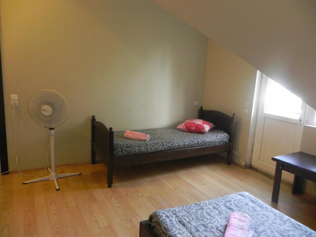 Уреки: Nina Guest House