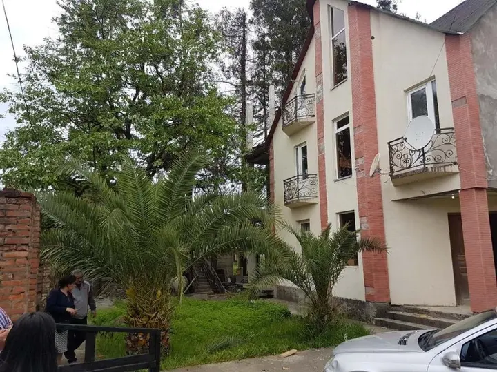 Уреки: Nina Guest House