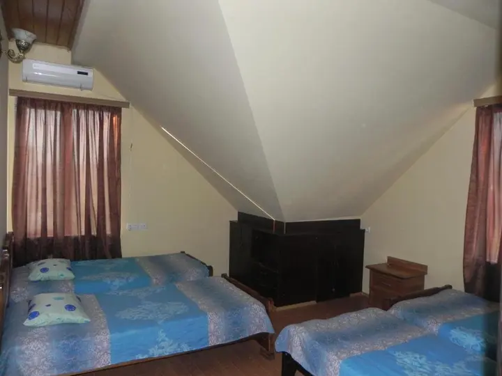 Уреки: Nina Guest House