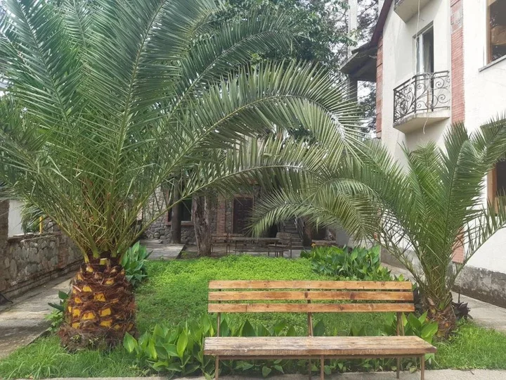 Уреки: Nina Guest House
