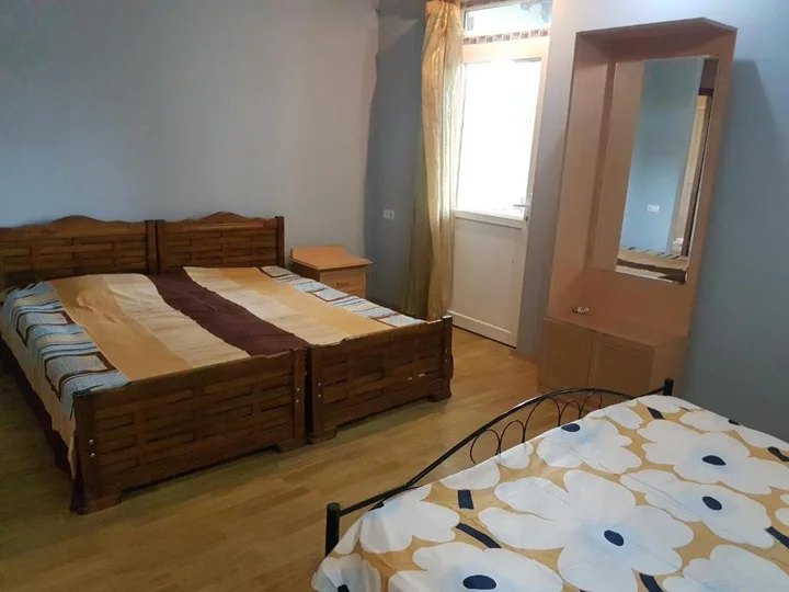 Уреки: Nina Guest House