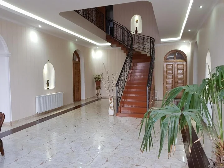 Степанцминда: Max Hotel Gogi Alibegashvili