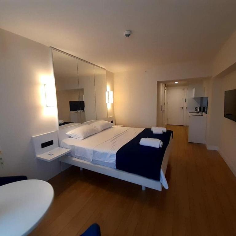 Батуми: Orbi City Tower 2951 - 29 floor