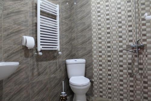 Сигнахи: Guest House Qedeli