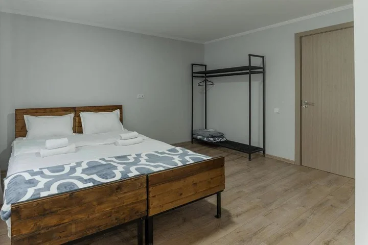 Омало: Hotel Complex Nabadi