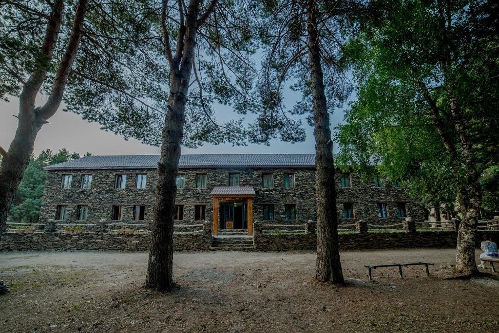 Омало: Hotel Complex Nabadi
