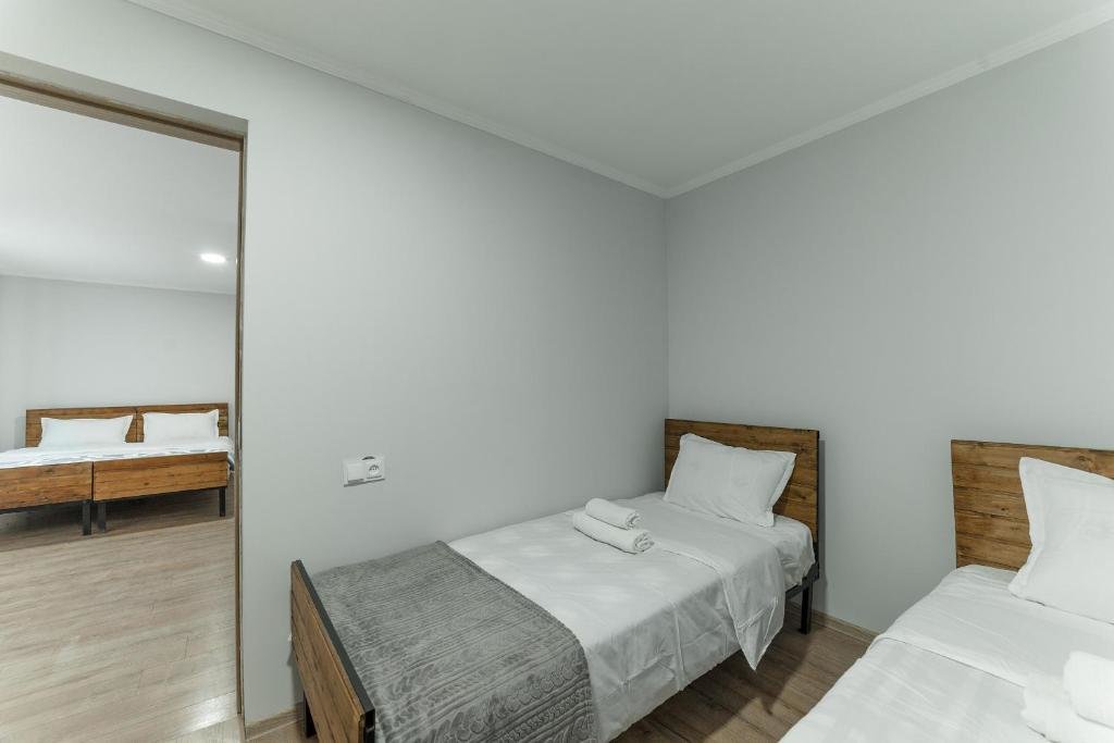 Омало: Hotel Complex Nabadi