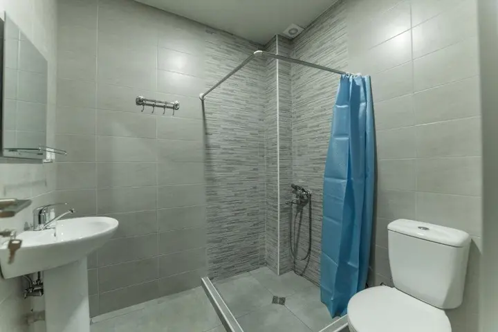 Омало: Hotel Complex Nabadi