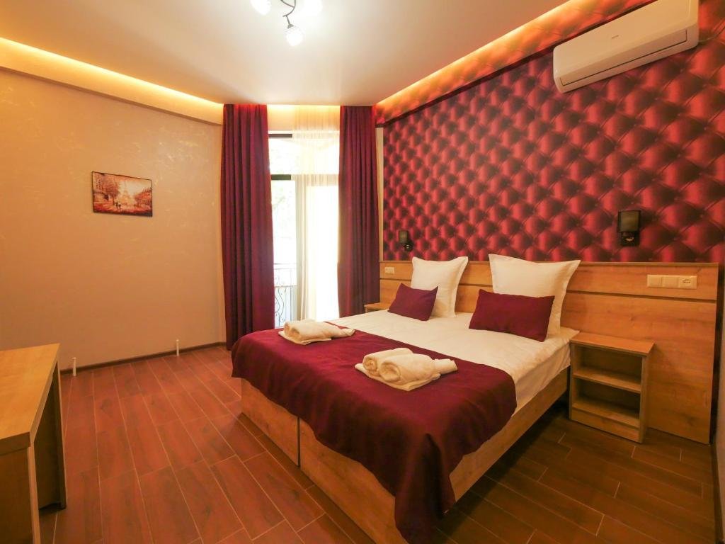 Кутаиси: La'Rooms