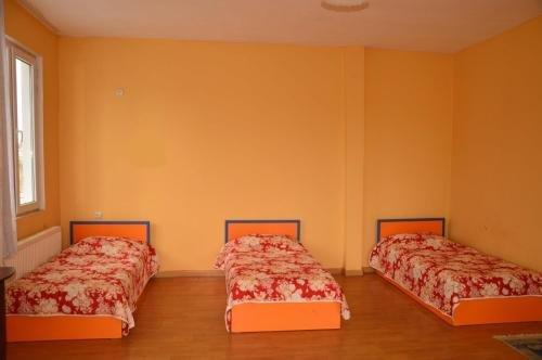 Кобулети: Beach House Hotel