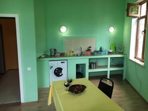 Кутаиси: Kutaisi Top Home