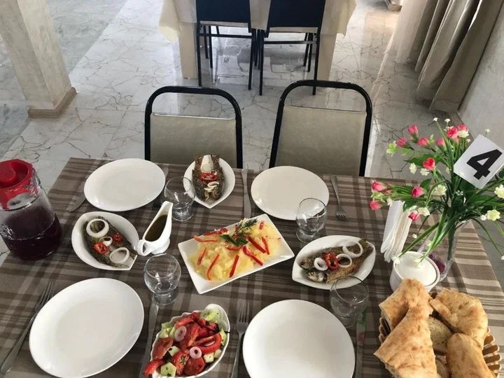 Уреки: Hotel Anna Ureki