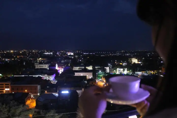 Кутаиси: Hotel Tskhumi