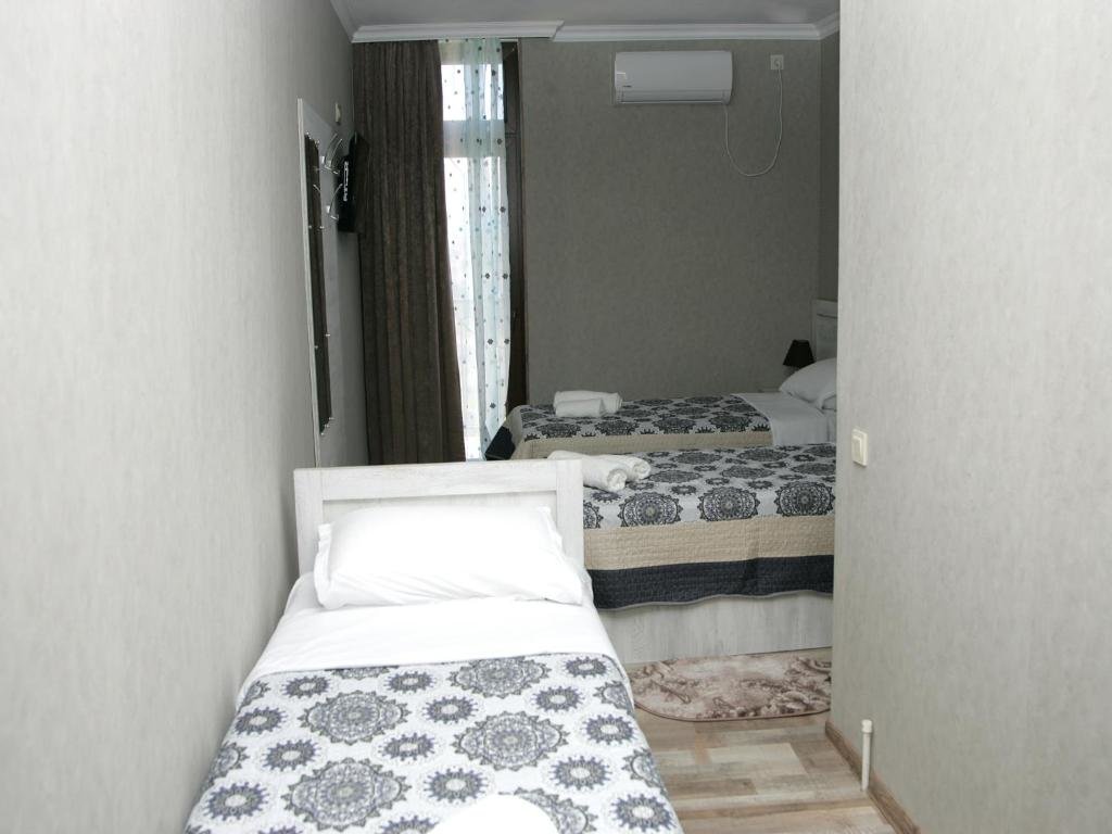 Кутаиси: Hotel Tskhumi