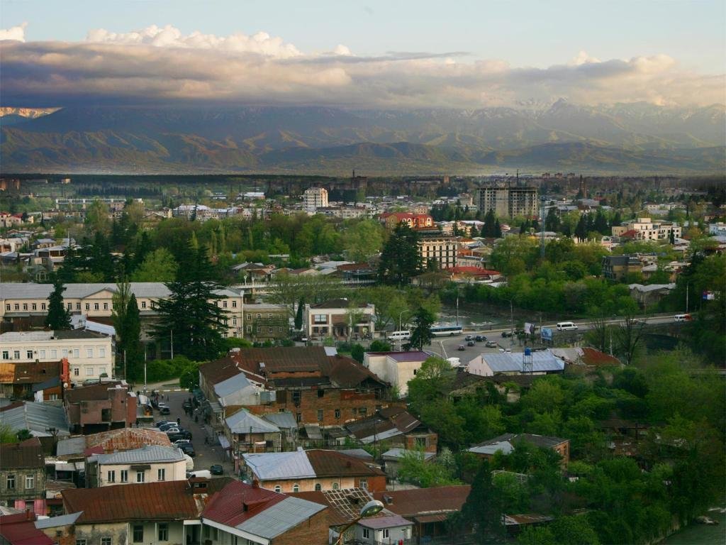 Кутаиси: Hotel Tskhumi