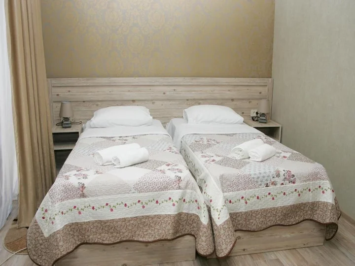 Кутаиси: Hotel Tskhumi