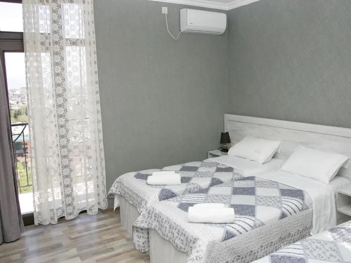 Кутаиси: Hotel Tskhumi