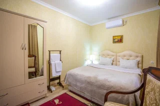 Кутаиси: HOTEL VLADi