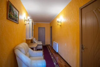 Кутаиси: HOTEL VLADi