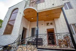 Кутаиси: HOTEL VLADi