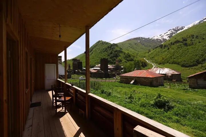 Ушгули: Kochki's cozy home