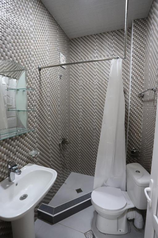 Кутаиси: Hotel Hollywood