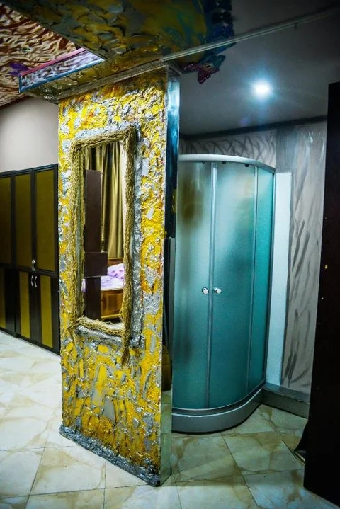Кутаиси: Hotel manhattan