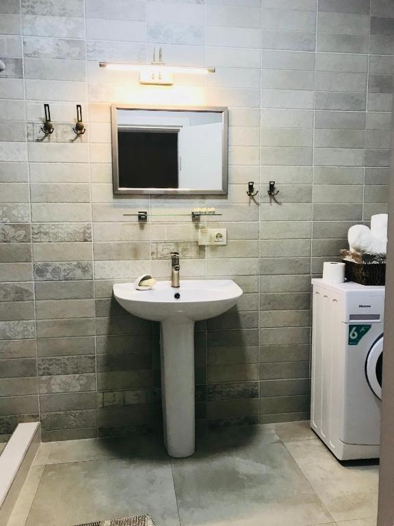 Кобулети: A cozy house for guests